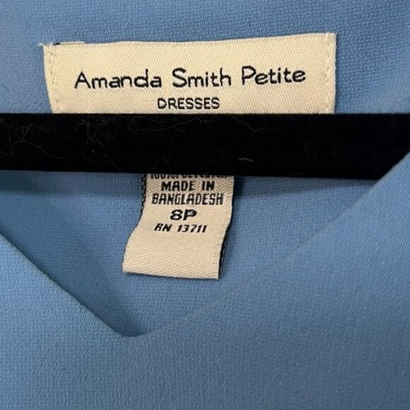 Amanda Smith blue top - Picture 3 of 6